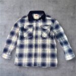 Levi’s コーデュロイ襟 チェックネルシャツ
