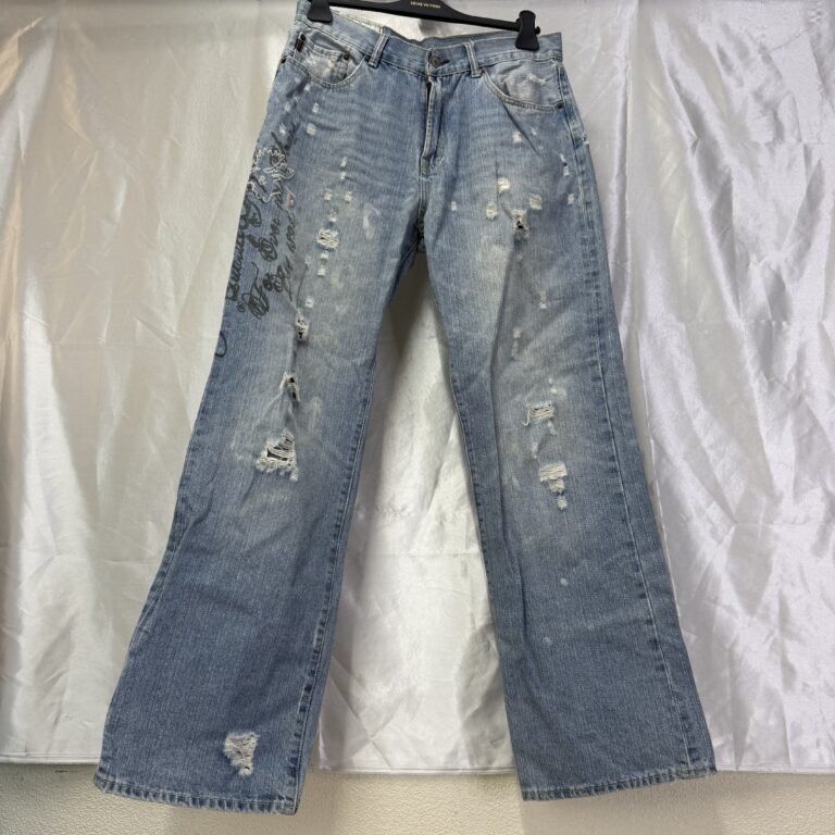 Abercrombie & Fitch アバクロ ダメージデニム