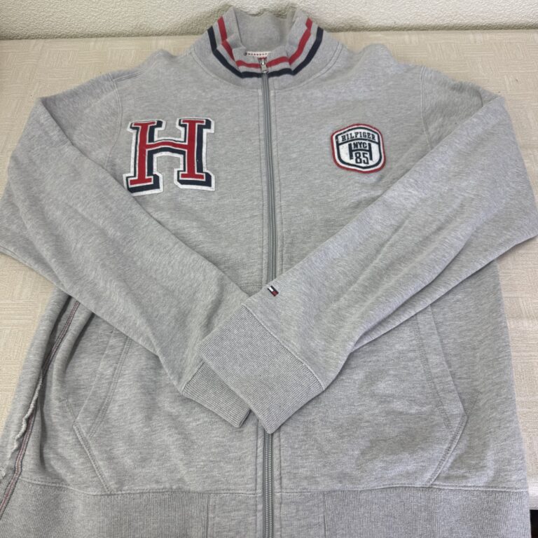 TOMMY HILFIGER ジップジャケット