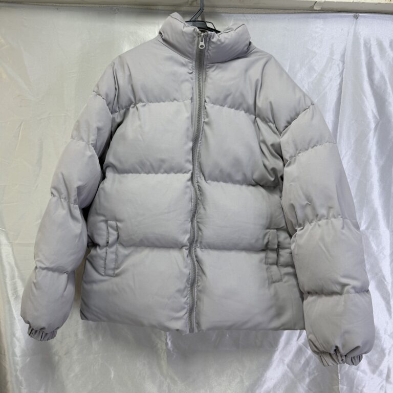 中綿ダウンジャケット グレー
